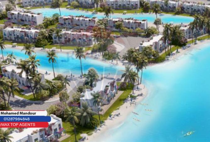 8246801 - Property Image 2