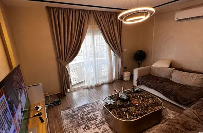 Apartment - 2 Bedrooms - 2 Bathrooms for sale in Mountain View Hyde Park - 5th Settlement Compounds - The 5th Settlement - New Cairo City - Cairo