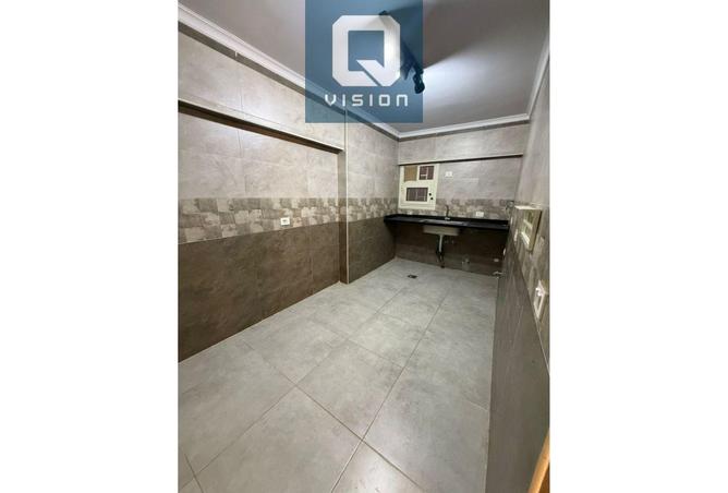 8174857 - Property Image 2