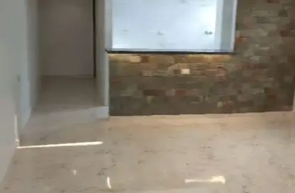 شقة - 3 غرف نوم - 2 حمامات للايجار في شارع محمد فريد - ميدان الحجاز - النزهة - القاهرة