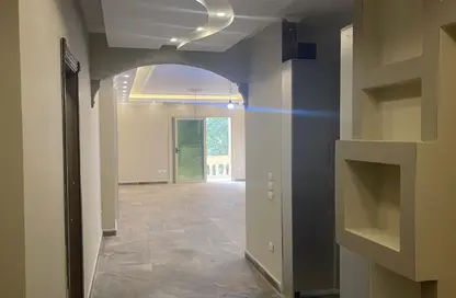 Apartment - 3 Bedrooms - 3 Bathrooms for rent in 10th District - Sheikh Zayed City - Giza