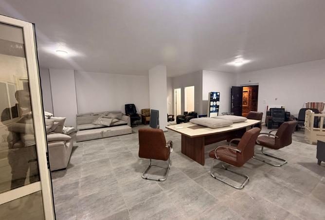 8236248 - Property Image 2