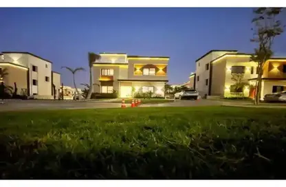 Townhouse - 4 Bedrooms - 3 Bathrooms for sale in Azzar - 5th Settlement Compounds - The 5th Settlement - New Cairo City - Cairo