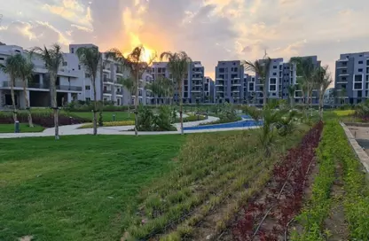 Apartment - 2 Bedrooms - 2 Bathrooms for sale in Sun Capital - Fayoum Desert road - 6 October City - Giza