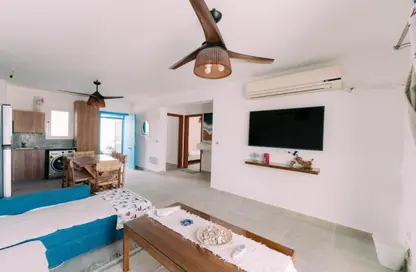 Chalet - 3 Bedrooms - 2 Bathrooms for sale in Mountain View - Ras Al Hekma - North Coast
