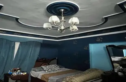 Apartment - 4 Bedrooms - 2 Bathrooms for sale in Atiya Al Sawalhi St. - 8th Zone - Nasr City - Cairo