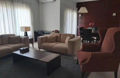 شقة - 2 غرف نوم - 2 حمامات للبيع في ذا فيلدج - المستثمرين الجنوبية - مدينة القاهرة الجديدة - القاهرة