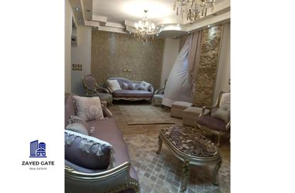 دوبلكس - 5 غرف نوم - 3 حمامات للايجار في الحي الثامن - الشيخ زايد - الجيزة