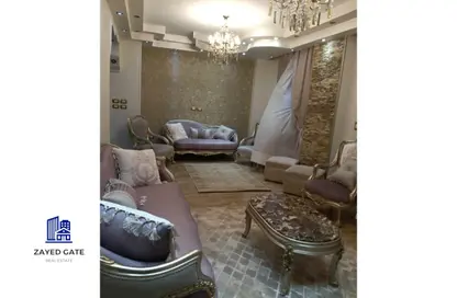 Duplex - 5 Bedrooms - 3 Bathrooms for rent in 8th District - Sheikh Zayed City - Giza