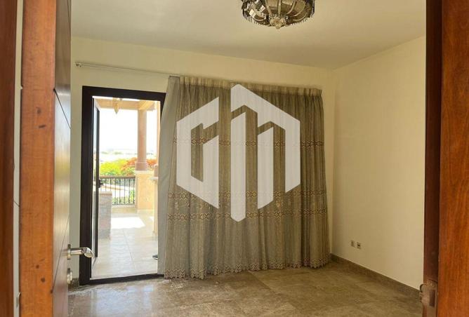 8098864 - Property Image 3