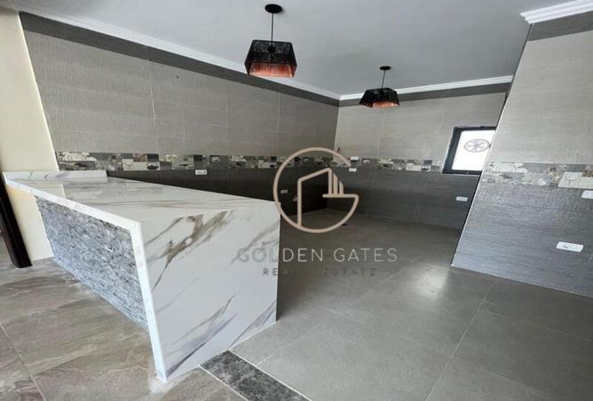 8379871 - Property Image 3