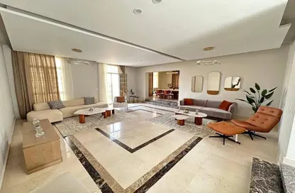 Apartment - 3 Bedrooms - 2 Bathrooms for sale in Village West - Sheikh Zayed Compounds - Sheikh Zayed City - Giza