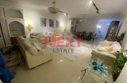 Apartment - 3 Bedrooms - 3 Bathrooms for rent in Mostafa Kamel St. - Smouha - Hay Sharq - Alexandria