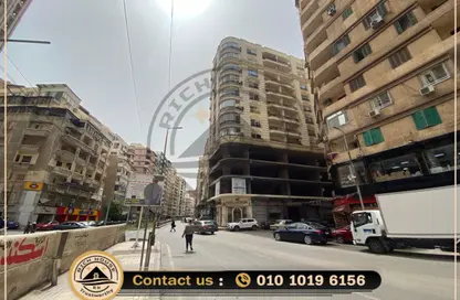 شقة - 3 غرف نوم - 1 حمام للايجار في شارع عبد السلام عارف - لوران - حي شرق - الاسكندرية