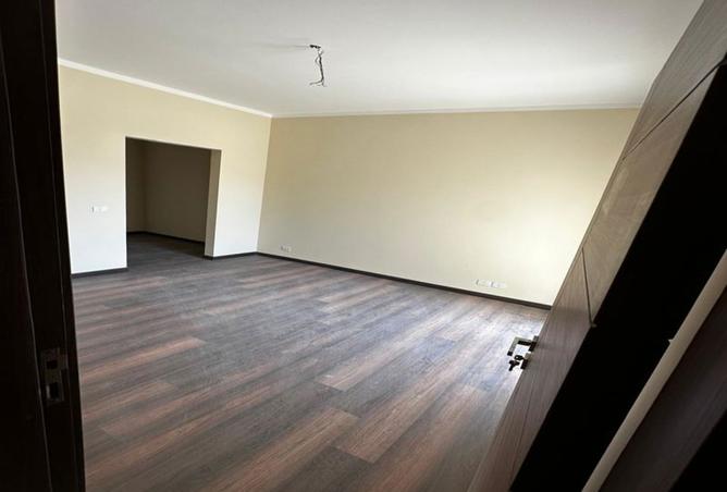 8494399 - Property Image 2