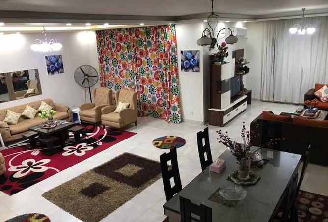 8021876 - Property Image 2