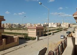 Villa - 5 bedrooms - 4 bathrooms for للبيع in Ganoub Al Ahia' - Al Wahat Road - 6 October City - Giza