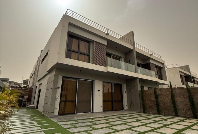 8271494 - Property Image 3