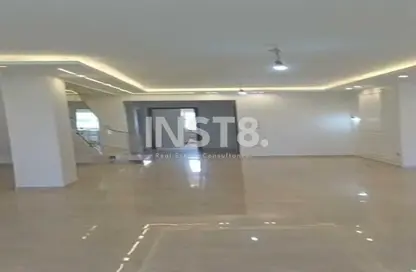 iVilla - 3 Bedrooms - 4 Bathrooms for rent in Mountain View Hyde Park - 5th Settlement Compounds - The 5th Settlement - New Cairo City - Cairo