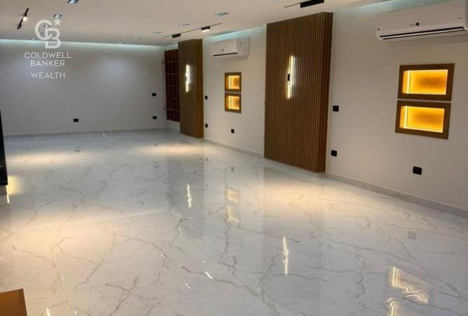 8441240 - Property Image 3