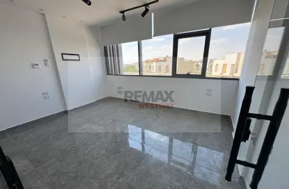 Office Space - Studio - 1 Bathroom for rent in The Polygon - Sheikh Zayed Compounds - Sheikh Zayed City - Giza