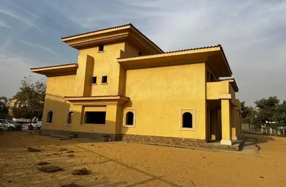 Villa - 4 Bedrooms - 6 Bathrooms for sale in Madinaty - Cairo