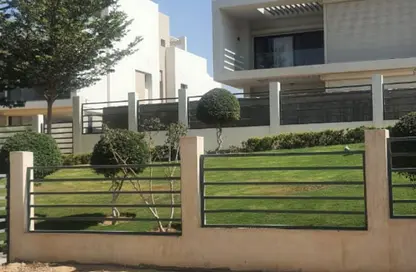 Townhouse - 3 Bedrooms - 4 Bathrooms for sale in Moon Residences - Fifth Square - The 5th Settlement - New Cairo City - Cairo