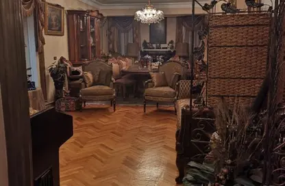 Apartment - 2 Bedrooms - 2 Bathrooms for sale in Zamalek - Cairo