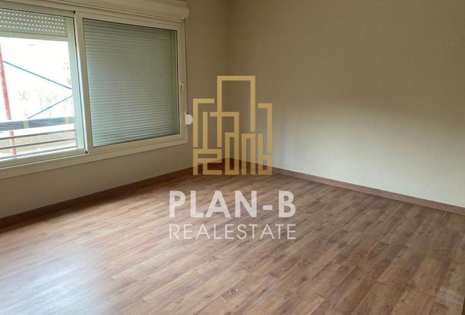 8079860 - Property Image 2