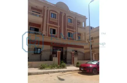 شقة - 4 غرف نوم - 3 حمامات للبيع في شارع محمد رحيم - الياسمين 3 - الياسمين - مدينة القاهرة الجديدة - القاهرة