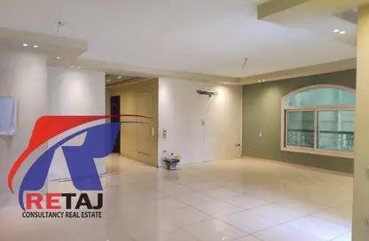 Apartment - 3 Bedrooms - 2 Bathrooms for sale in Mostafa Al Nahas St. - 6th Zone - Nasr City - Cairo