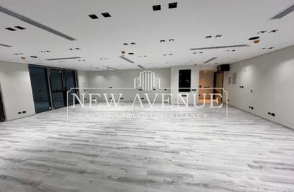 Office Space - Studio - 2 Bathrooms for rent in Hyde Park - 5th Settlement Compounds - The 5th Settlement - New Cairo City - Cairo
