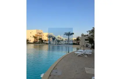 شاليه - 2 غرف نوم - 2 حمامات للبيع في أزهى - العين السخنة - السويس