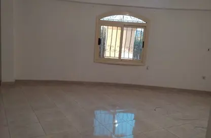 Apartment - 3 Bedrooms - 3 Bathrooms for rent in Orouba Axis - Area A - Ganoob El Acadimia - New Cairo City - Cairo