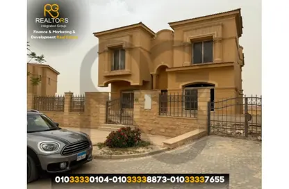 فيلا - 6 غرف نوم - 3 حمامات للبيع في رويال ميدوز - كمبوندات الشيخ زايد - الشيخ زايد - الجيزة