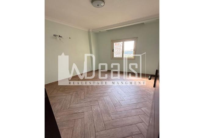 8348011 - Property Image 2
