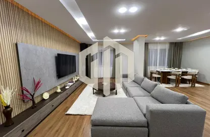 Apartment - 4 Bedrooms - 3 Bathrooms for rent in The Waterway View - 90 Street - The 5th Settlement - New Cairo City - Cairo