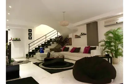 Duplex - 3 Bedrooms - 3 Bathrooms for rent in 10th District - Sheikh Zayed City - Giza