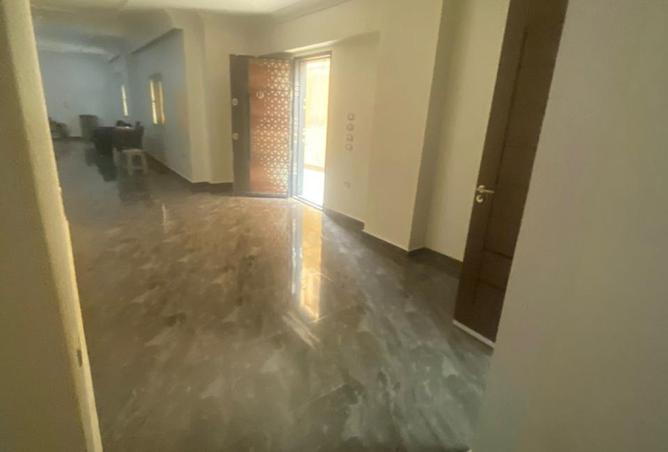 8188133 - Property Image 2