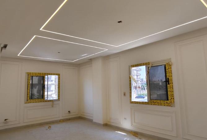 8327625 - Property Image 3