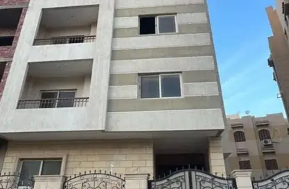 بناية كاملة - 3 غرف نوم - 2 حمامات للبيع في المستثمرين الجنوبية - مدينة القاهرة الجديدة - القاهرة