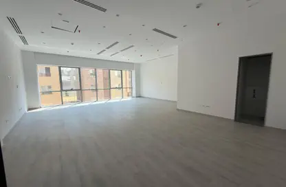 مساحات مكتبية - استوديو - 1 حمام للايجار في شارع مجمع البنوك - شارع التسعين الجنوبي - التجمع الخامس - مدينة القاهرة الجديدة - القاهرة