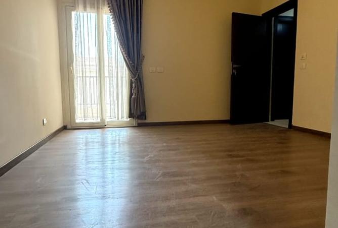 8226294 - Property Image 3