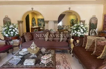 Villa - 6 Bedrooms - 6 Bathrooms for sale in Maxim - The 1st Settlement - New Cairo City - Cairo