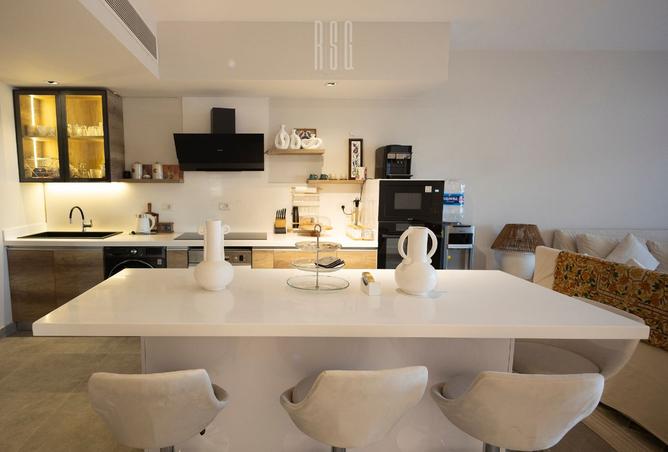 8211640 - Property Image 3