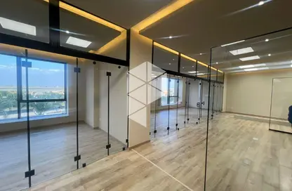 مساحات مكتبية - استوديو - 2 حمامات للايجار في لايك فيو ريزيدنس - كمبوندات التجمع الخامس - التجمع الخامس - مدينة القاهرة الجديدة - القاهرة