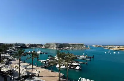 شاليه - غرفة نوم - 1 حمام للبيع في مراسي - سيدي عبد الرحمن - الساحل الشمالي