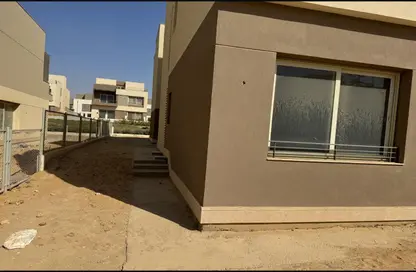 Villa - 4 Bedrooms - 4 Bathrooms for sale in Palm Hills New Cairo - 5th Settlement Compounds - The 5th Settlement - New Cairo City - Cairo
