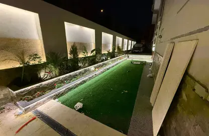 Apartment - 3 Bedrooms - 2 Bathrooms for sale in 8th District - Sheikh Zayed City - Giza