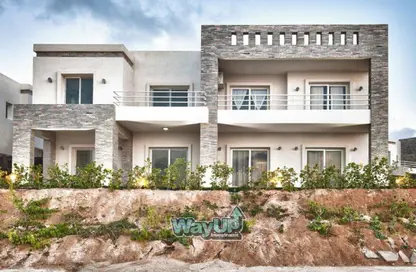فيلا - 7 غرف نوم - 8 حمامات للبيع في أمواج - سيدي عبد الرحمن - الساحل الشمالي